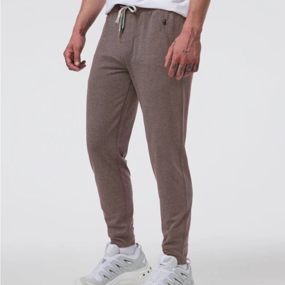 Vuori Men's Brown Joggers